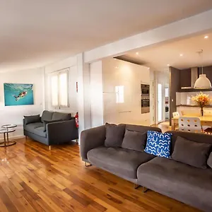  Apartamento La Marina Amplio En Pleno Centro De España